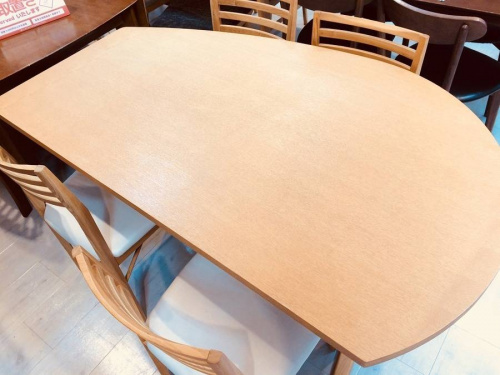 家具のダイニングセット