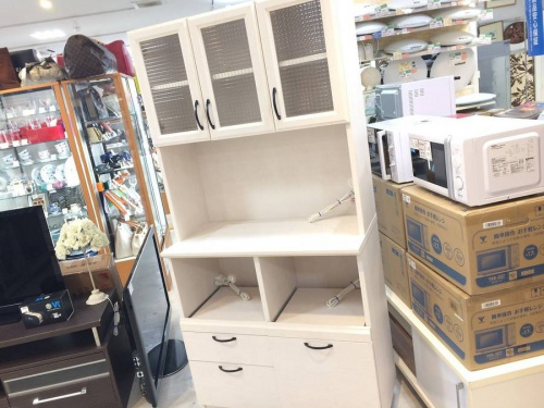 中古食器棚　大阪の家具　買取　大阪