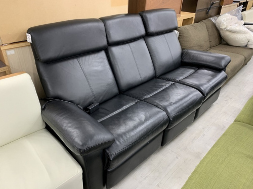 家具のソファ