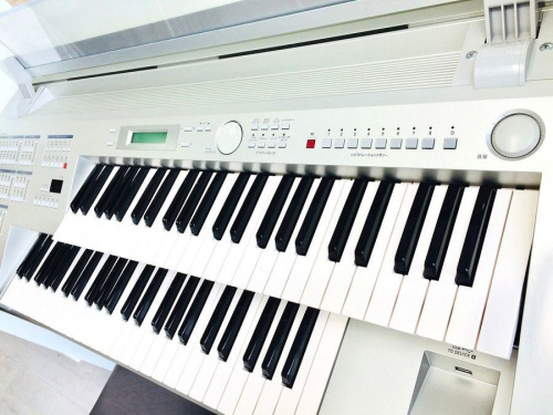 楽器のエレクトーン