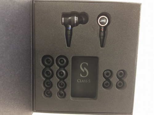 ハイレゾ対応インナーイヤーヘッドホンのJVC