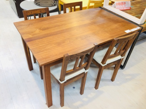 家具のダイニングセット