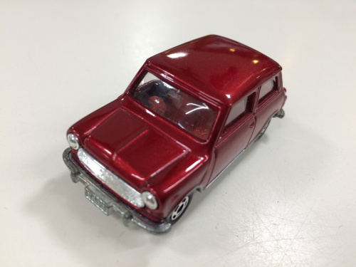 トミカのミニカー