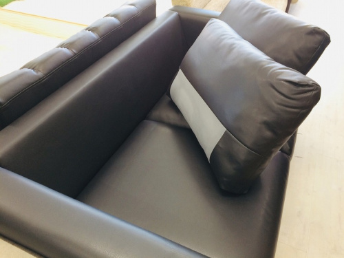 ソファのIKEA