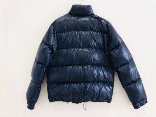 MONCLERのダウンジャケット