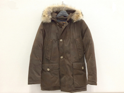 アウターのアークティックパーカー