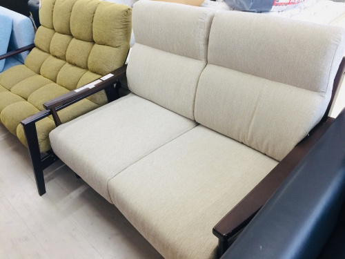 家具のソファ