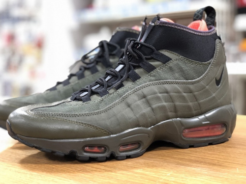 スニーカーの古着 買取 堺