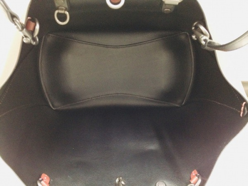 ブランド鑑定　大阪のブランド買取　堺