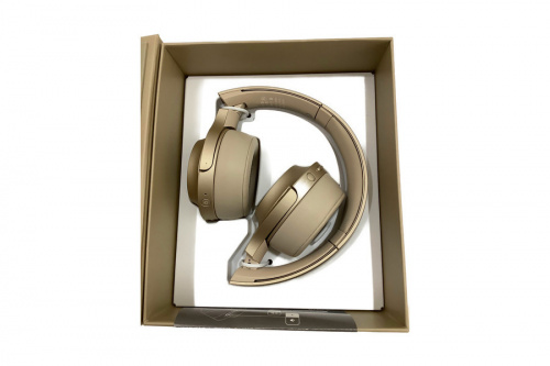 ヘッドホンのSONY　ソニー