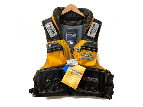 アウトドア用品のアウトドアウェア