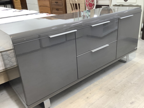 中古家具　大阪の中古AVボード　大阪