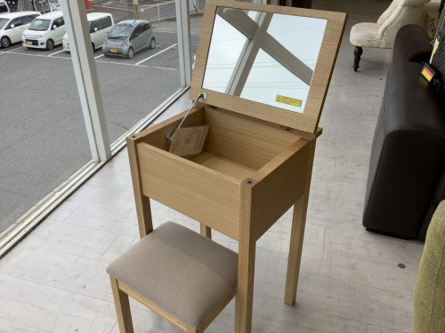 中古家具　大阪の中古ドレッサー　大阪