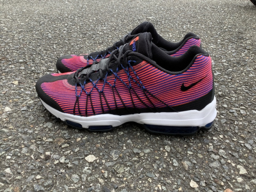 ナイキ買取　大阪の服　買取　堺市