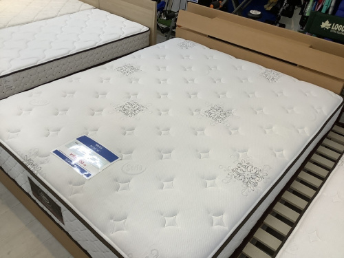 中古家具　大阪の中古ベッド　大阪