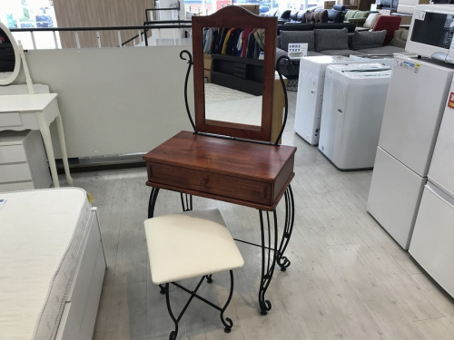 中古家具　大阪の中古ドレッサー　大阪