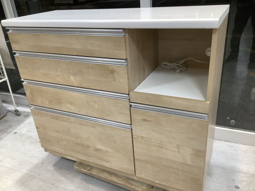 中古家具 大阪の中古食器棚 大阪