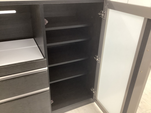中古食器棚　大阪の家具　買取　大阪