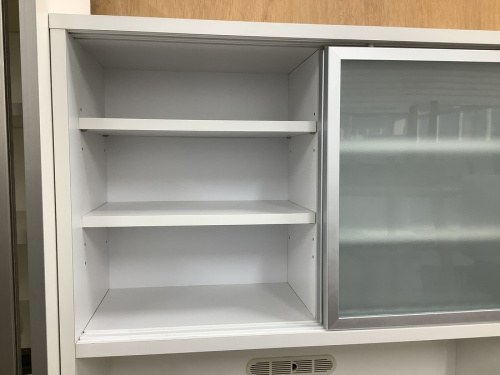 中古食器棚 大阪の家具 買取 大阪