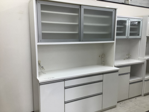 家具の中古食器棚 大阪