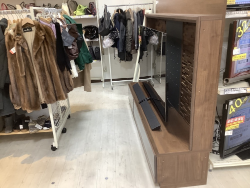 中古AVボード　大阪の家具　買取　大阪