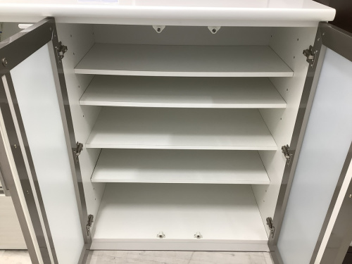 中古食器棚 大阪の家具 買取 大阪