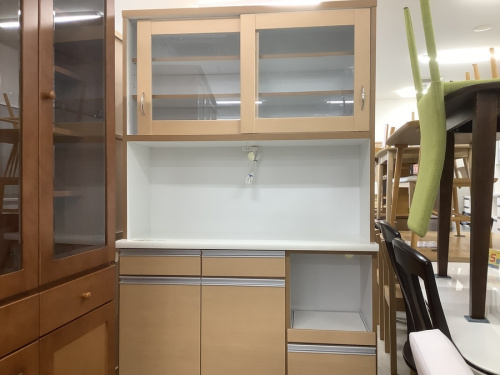 家具の中古食器棚　大阪