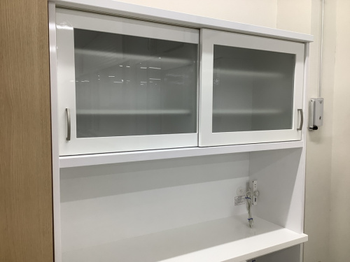 中古食器棚 大阪の家具 販売 大阪