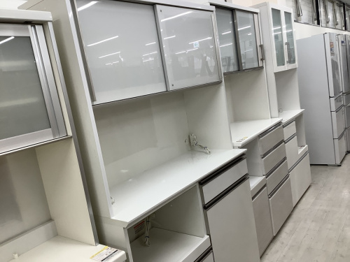 中古食器棚 大阪の家具 買取 大阪