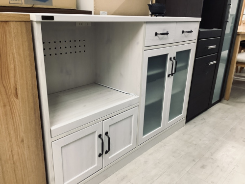 中古家具 大阪の中古食器棚 大阪