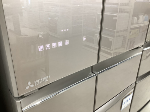 冷蔵庫の6ドア冷蔵庫