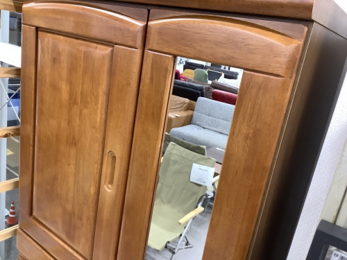 木製家具の収納棚