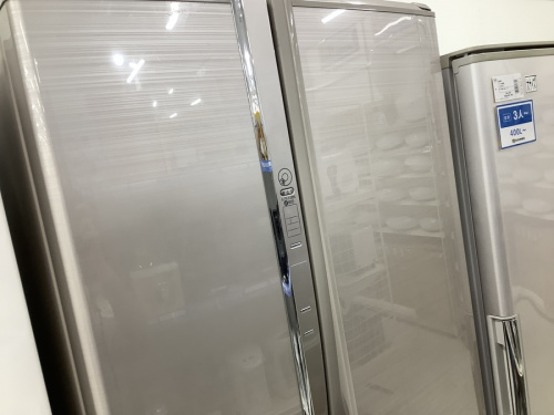 中古家電の6ドア冷蔵庫