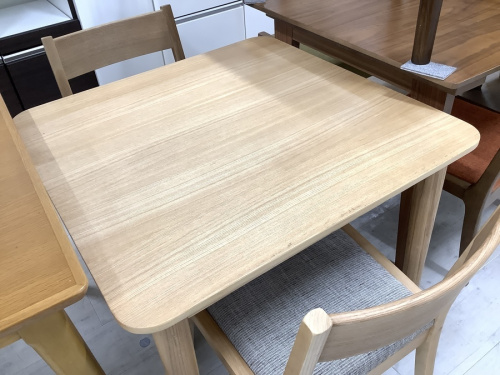 家具のダイニングセット