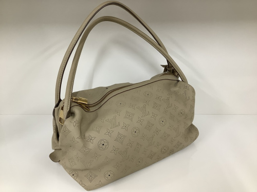 ワンショルダーバッグのLOUIS VUITTON