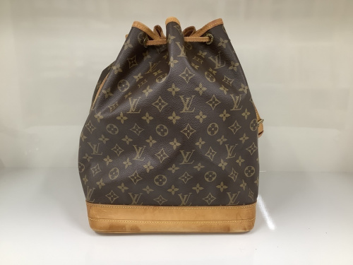 ショルダーバッグのLOUIS VUITTON