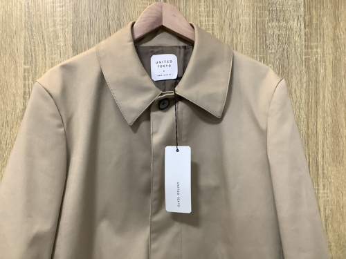 ボンディングギャバステンカラーコートのUNITED TOKYO