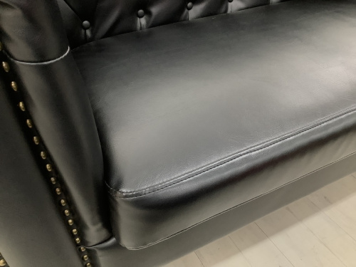 チェスターフィールドの家具