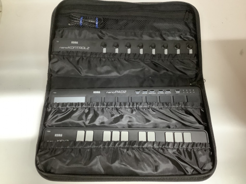 MIDIコントローラーのKORG
