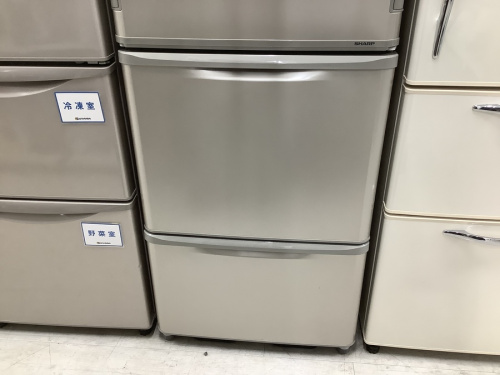 3ドア冷蔵庫のSHARP