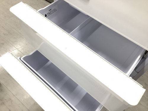 4ドア冷蔵庫のAQUA