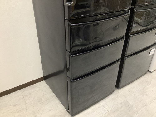 4ドア冷蔵庫のAQUA