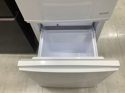 2ドア冷蔵庫のSHARP