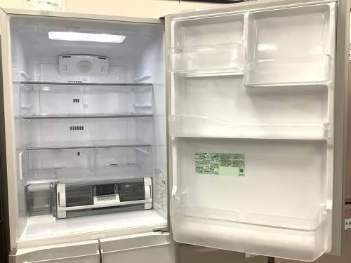 5ドア冷蔵庫のHITACHI