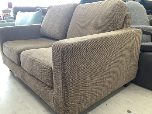 2人掛けソファーの家具