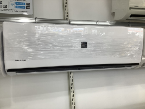 エアコンの壁掛けエアコン