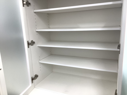 食器棚の収納家具