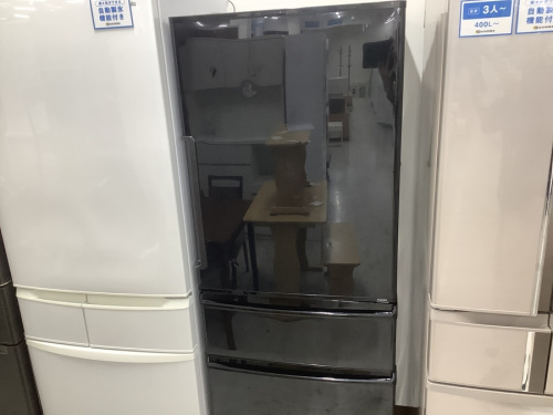 冷蔵庫の4ドア冷蔵庫