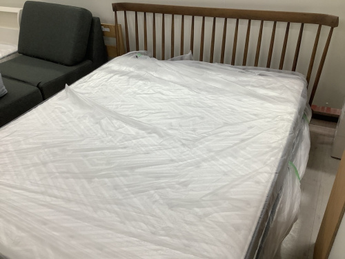 ベッドのニトリ