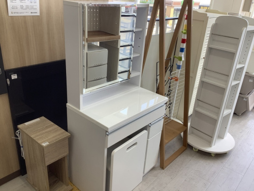 ドレッサーの1面ドレッサー